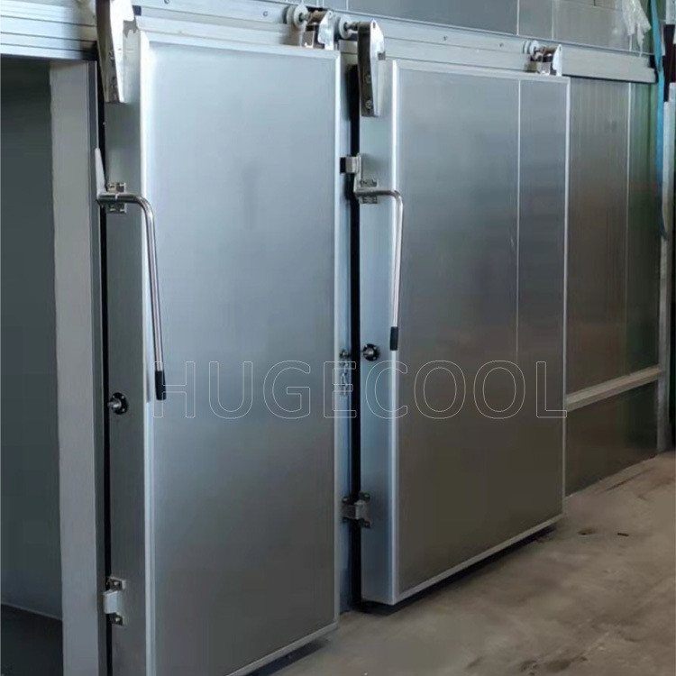 0.6mm Galvanized Steel Thermal Insulated PU Panel Manual Sliding Door for Cold Room