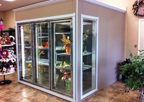 Customization Commercial Walk in Cooler with Glass Door Beer Cave Display Cold Room
